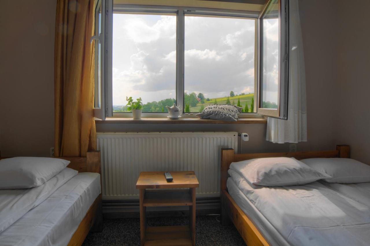 Bed and Breakfast Osrodek Wypoczynkowy U Bartka Czerwienne Экстерьер фото
